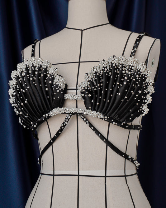 "La Fleur d’Écume" Flower of the Foam Shell Cup Bra
